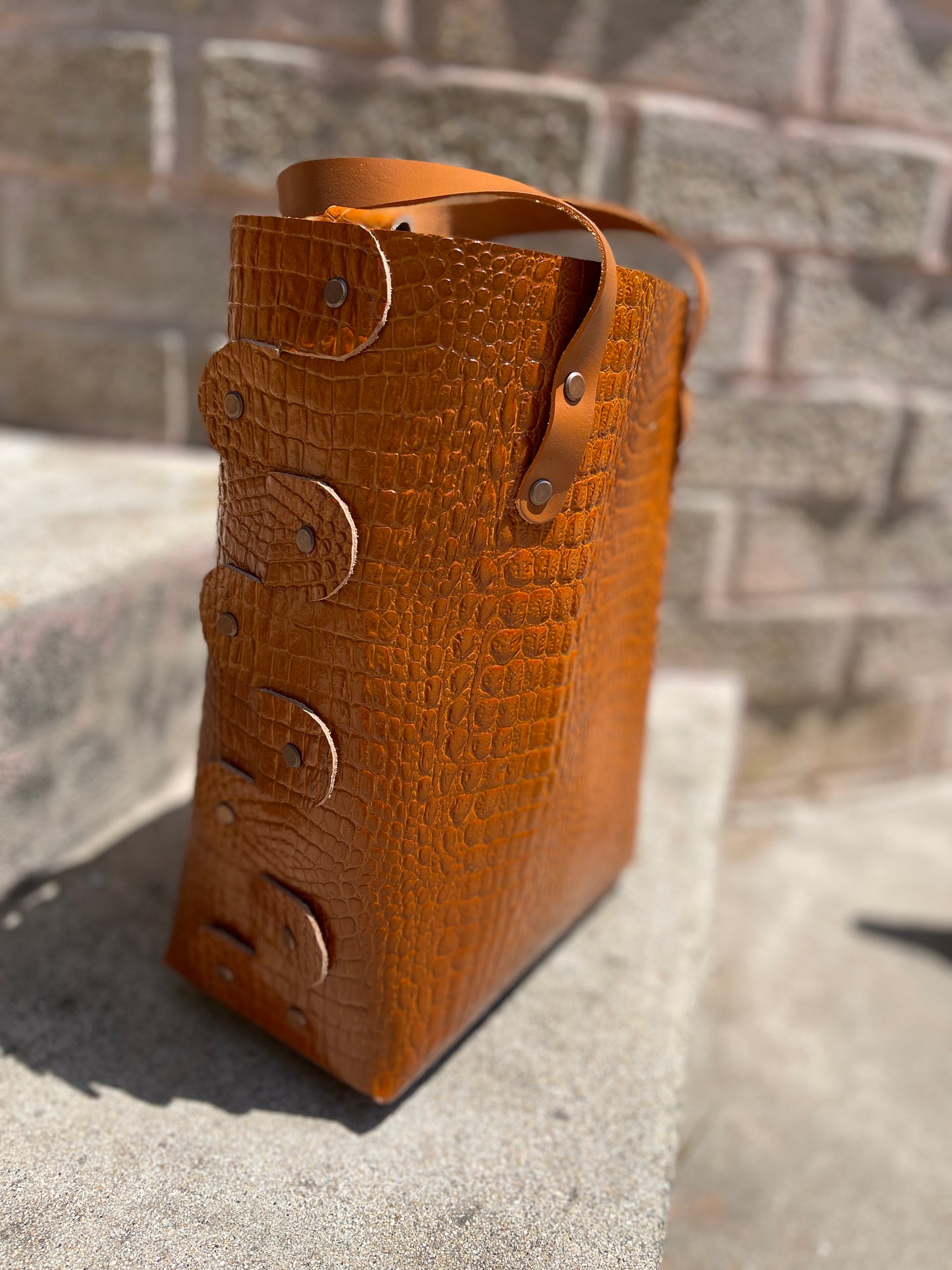 Shiny Caramel Croc Embossed Open Top Crossbody Tote