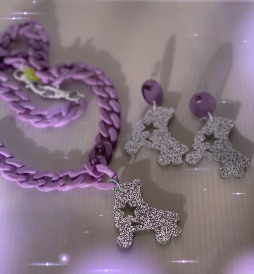 Silver Glitter and Lavender Chonky Chain Rollerskate Charm Necklace Se…